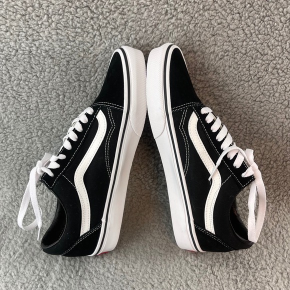 NEW Vans Old Skool Womens size 8.5 Black White Suede Canvas Skate Casual Shoes - Picture 8 of 9